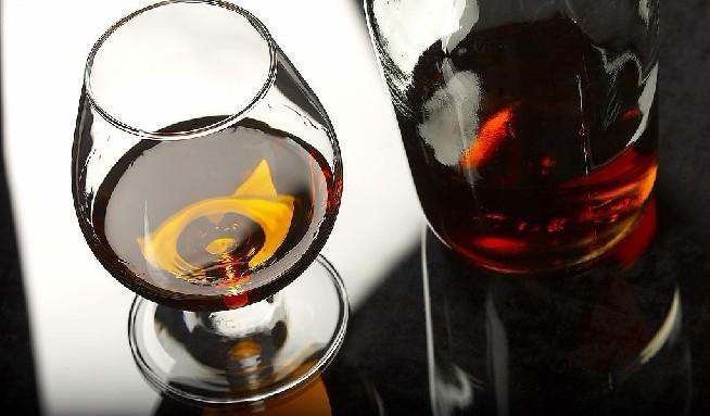 干红葡萄酒可提高大脑认知功能,葡萄酒,红酒,酒圈网