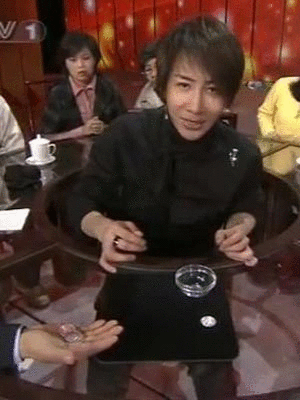 刘谦,魔术,韩寒,红酒,葡萄酒,酒圈网,红酒网