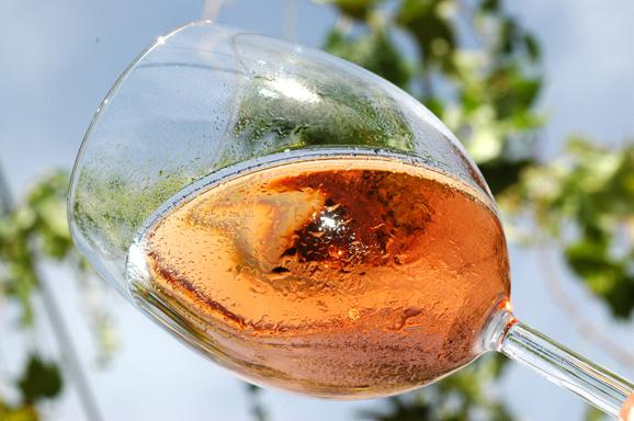 桃红葡萄酒-普罗旺斯的浪漫情怀,葡萄酒,红酒,酒圈网