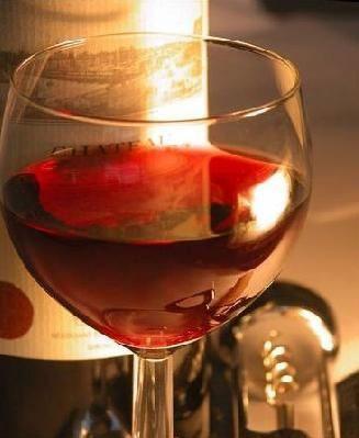 吃海味不宜配红酒,葡萄酒,红酒,红葡萄酒,酒圈网