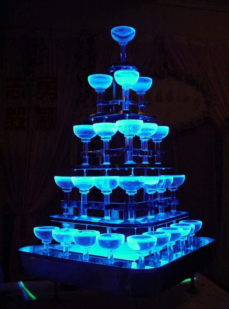 揭秘80后婚礼上的香槟塔,葡萄酒,红酒,酒圈网