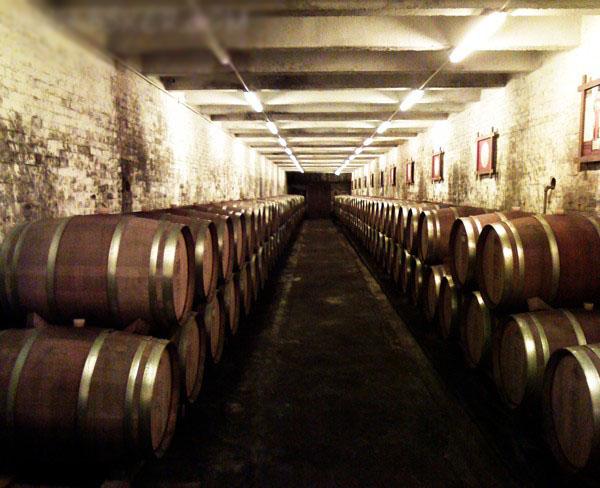 红酒为什么要用橡木桶,葡萄酒,红酒,红葡萄酒,酒圈网