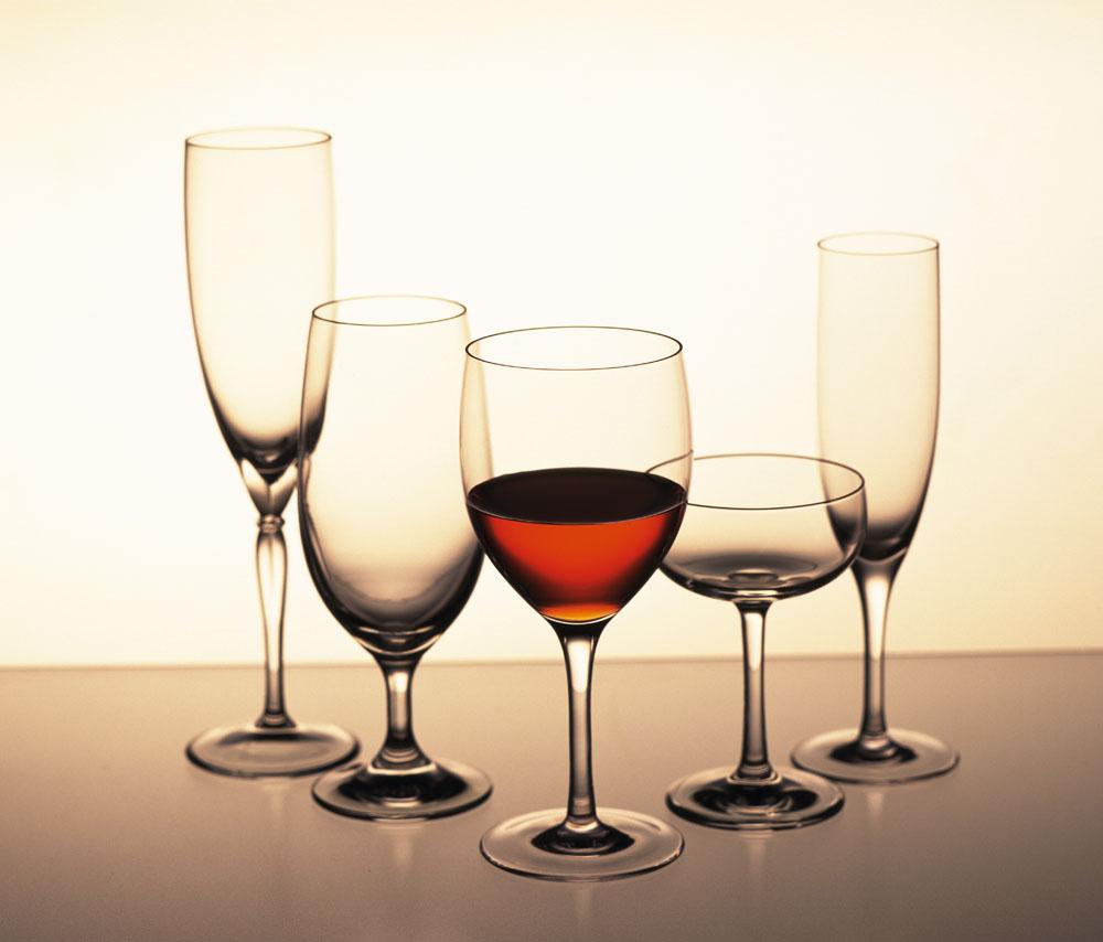 酒杯形状对人的影响,葡萄酒,红酒,红葡萄酒,酒圈网